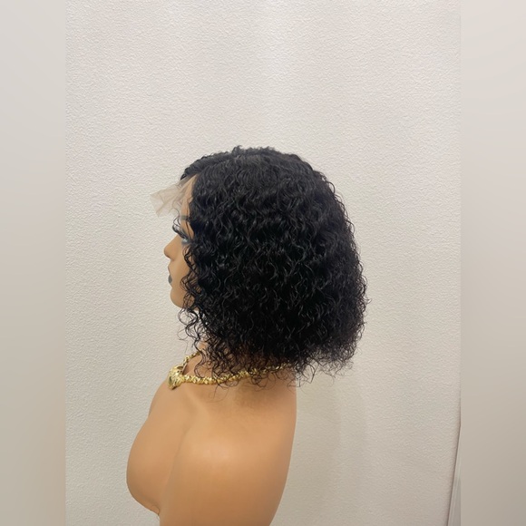 10” Wavy Bob Wig Human Hair, 200% Density Side Part, Glueless Lace Front (6”x4”) - Picture 3 of 15